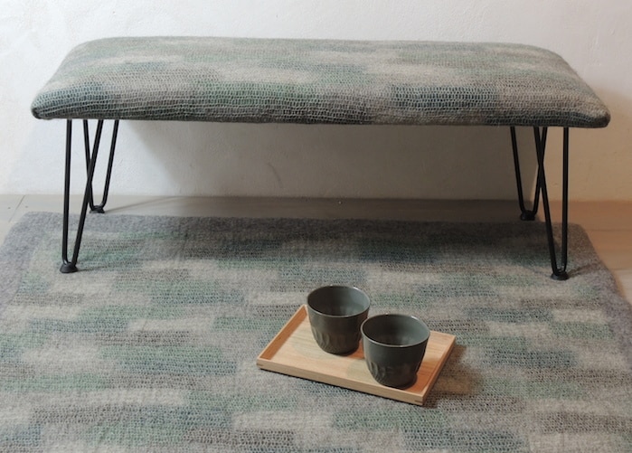 banc et tapis en feutre de laine Lichen