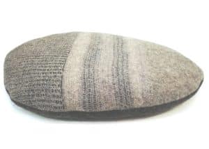 Coussin en feutre de laine fait-main Beige