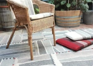 grand tapis en feutre de laine, cousu-assemblé