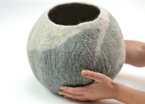 panier en feutre fait-main bleu