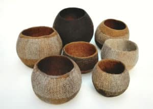 pots-feutre-ocre- fait-main