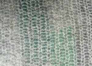 tapis de bain en feutre de laine Vert Lichen détail matière