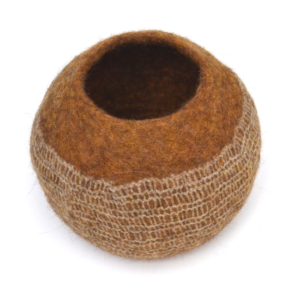 pot en feutre ocre